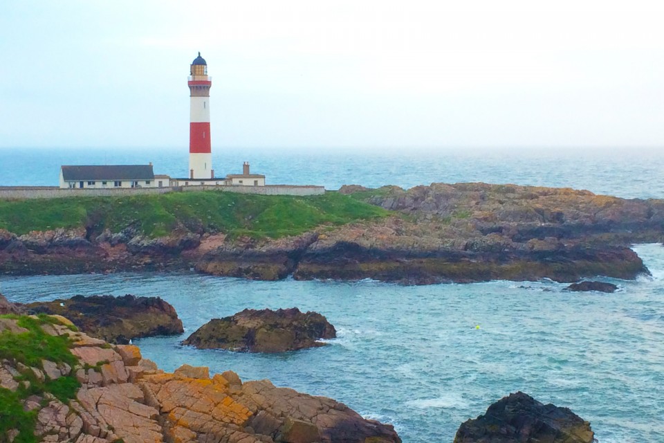 lighthouse peterhead scotland