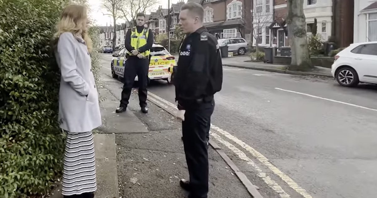 Uk Woman Arrested While Silently Praying On Sidewalk