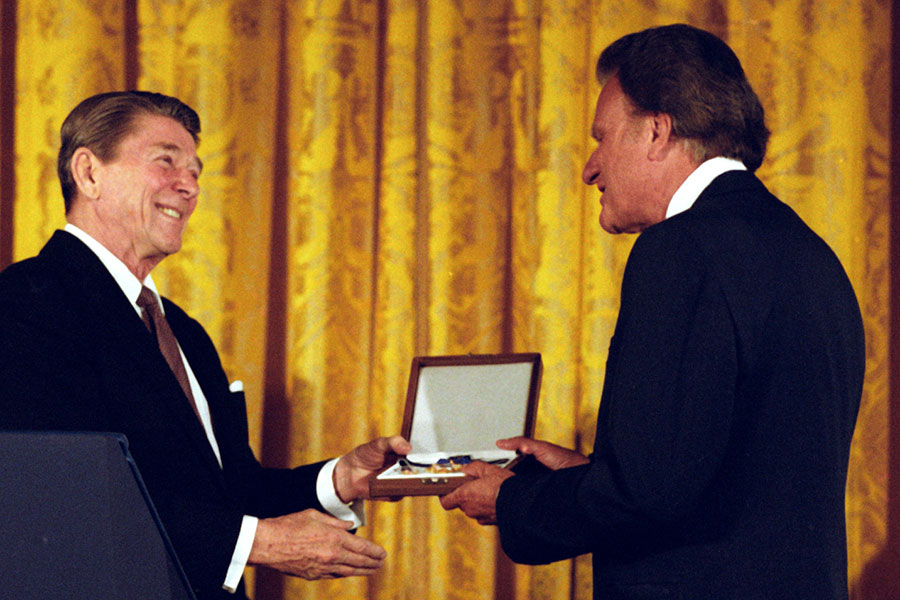Billy Graham with Ronald Reagan