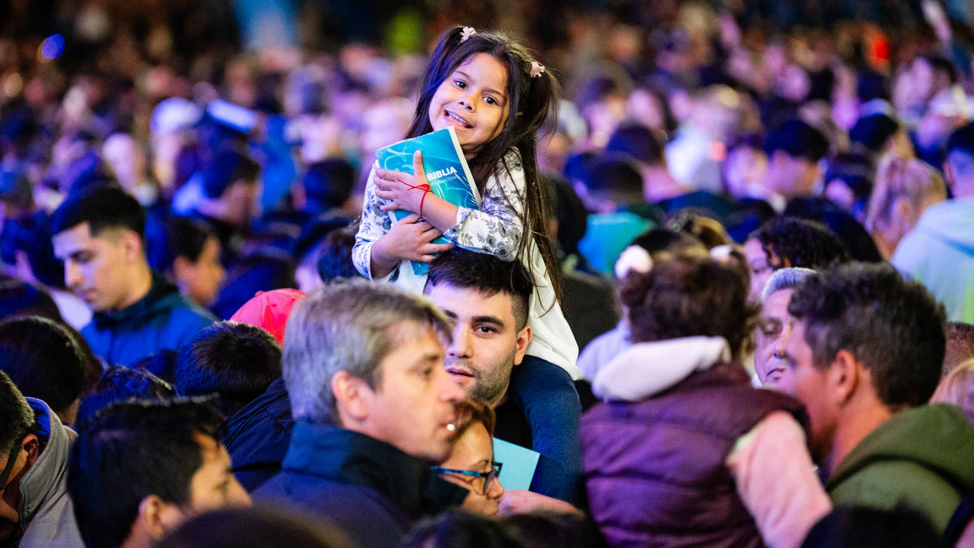 Final night of Buenos Aires outreach - Billy Graham Ministries Over 42,000 Hear the Gospel in Argentina