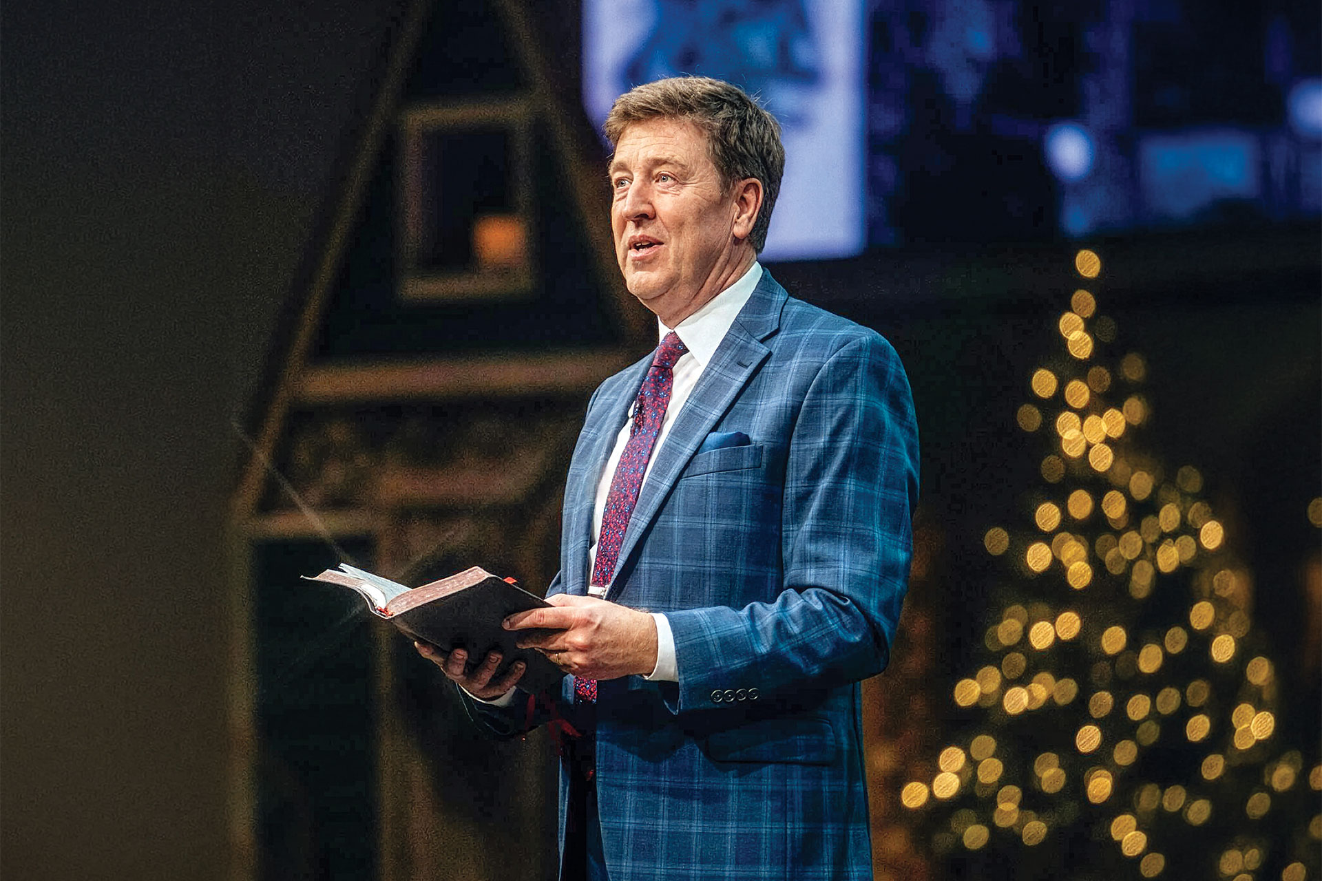 The Church’s Mission in a Decaying Culture