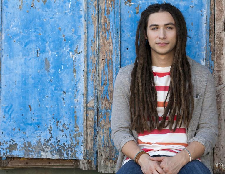 Jason Castro singer and his wife and his daughter 