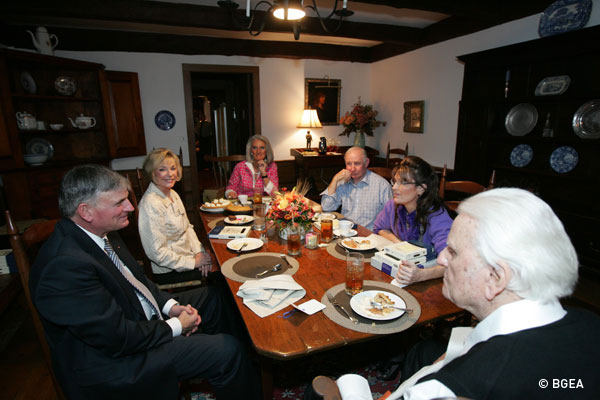 Sarah Palin Visits with Billy Graham
