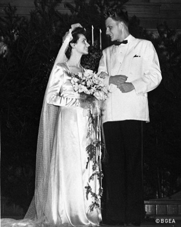 Ruth and Billy Graham on wedding day