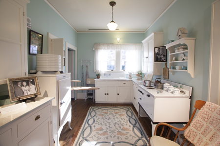 kitchen of Billy Graham homestead