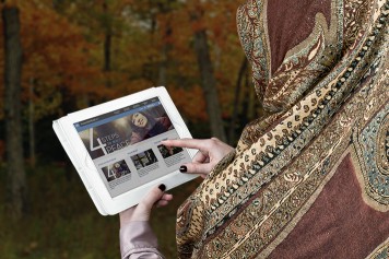 woman with iPad