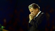 5 Answers on Prayer from Billy Graham