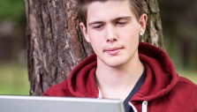 Suicidal Teen Finds Christ Online