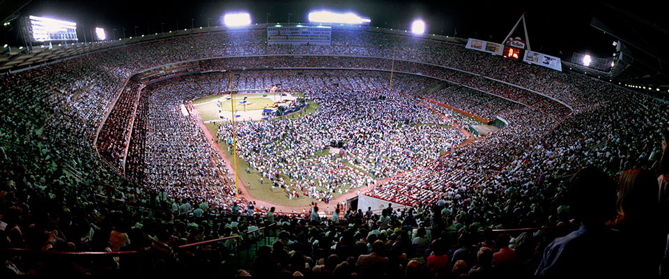 Anaheim Stadium July 1985 BG Crusade