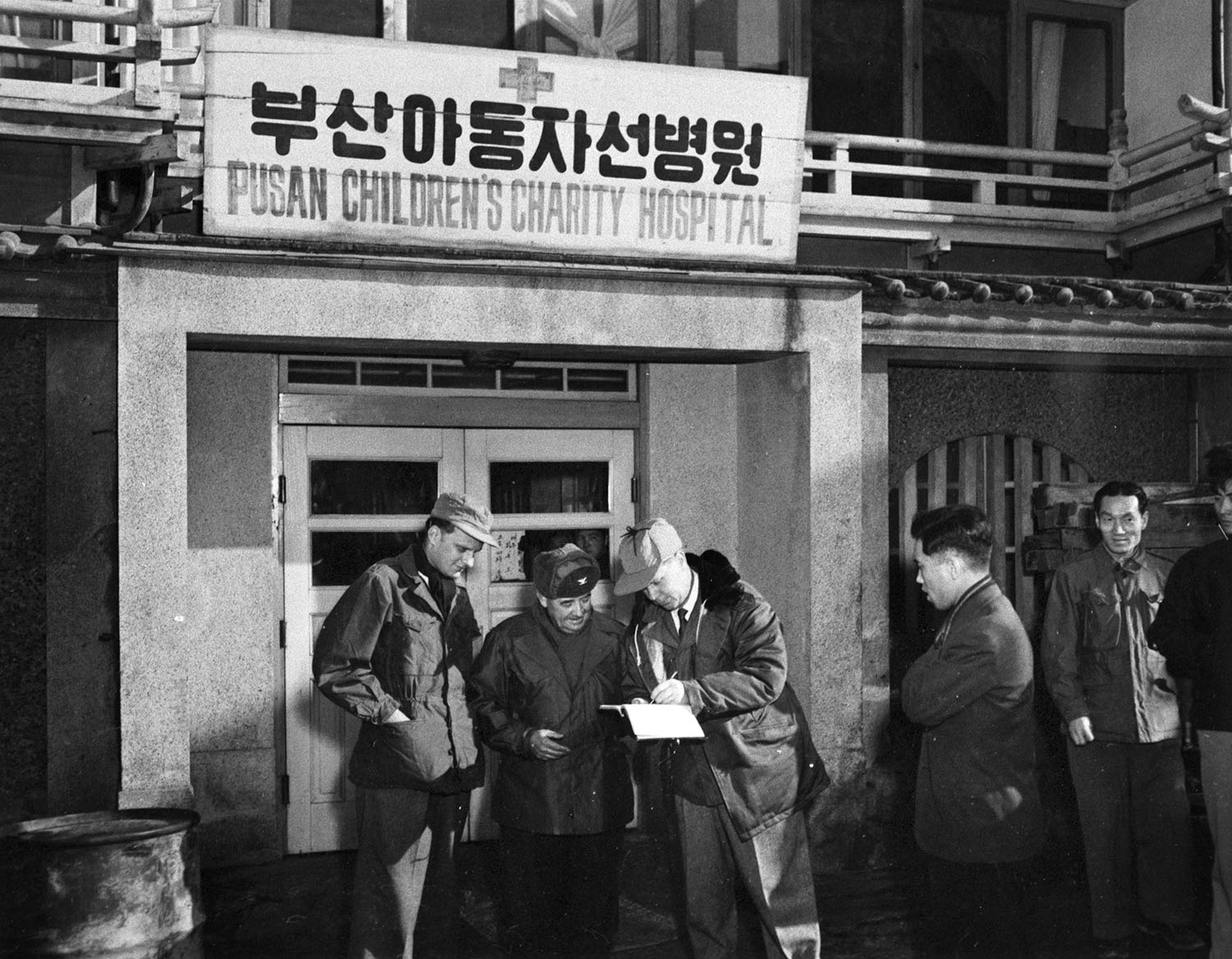 Billy Graham South Korea Christmas 1952_6