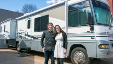 Mobile Music Ministry: Couple Crosses U.S. in Motorhome