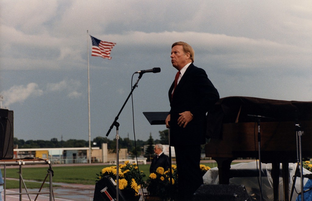 John Wesley White in 1987 at Sioux Empire Billy Graham Crusade