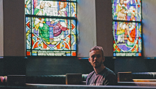 Tips for Non-Churchgoers to Make Service Less Daunting