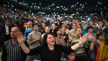 Photos: Many Thousands Hear Gospel at Romania Celebration with Will Graham