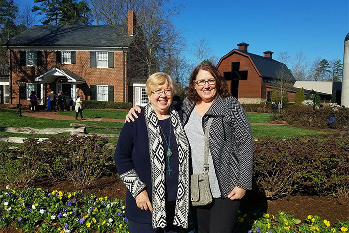 Laura Mapstead and her mother, Pat Evans