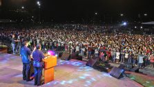 More Than 30,000 People Hear Message of Hope from Will Graham in the Philippines