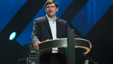 Will Graham’s Easter Message: People May Let You Down, But Jesus Will Not