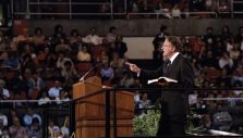 A Look Back at Billy Graham’s Time in the Northeast