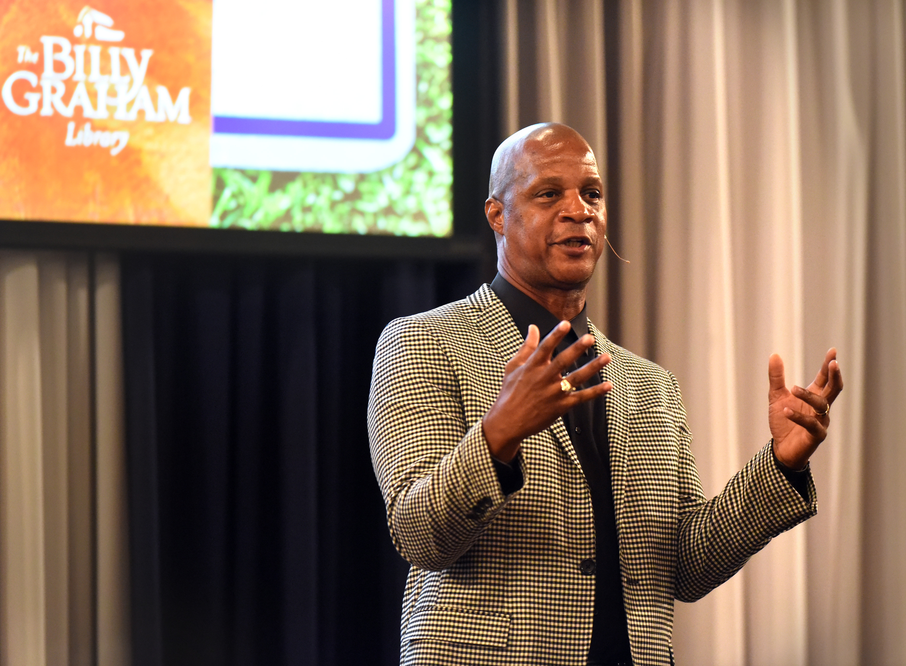 Once Feared Slugger Darryl Strawberry Keeps His Eyes Firmly on God