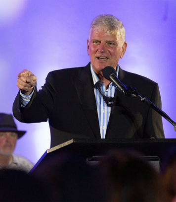 Franklin Graham explained the Good News of Jesus Christ straight from God’s Word.
