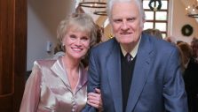 Billy Graham’s Daughter Writes About Journey of Forgiveness