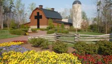 Billy Graham Library Grounds Open for Prayer, Reflection