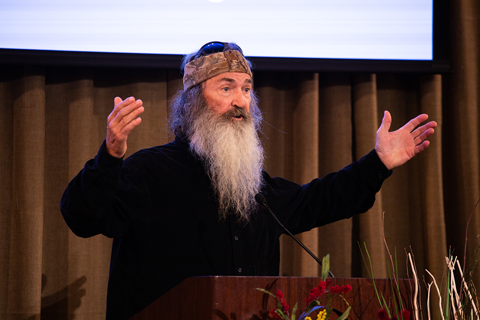 Phil robertson summary and response essay 06 picture