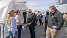 Franklin Graham Encourages Staff, Volunteers at COVID Field Hospital