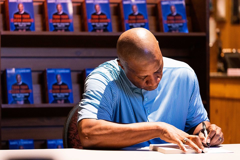 Once Feared Slugger Darryl Strawberry Keeps His Eyes Firmly on God