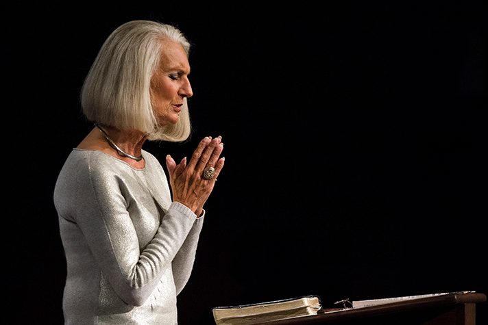 Anne Graham Lotz Praying