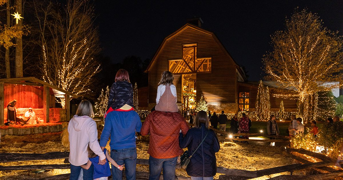 [PHOTOS] The Billy Graham Library celebrates Christ’s humble birth