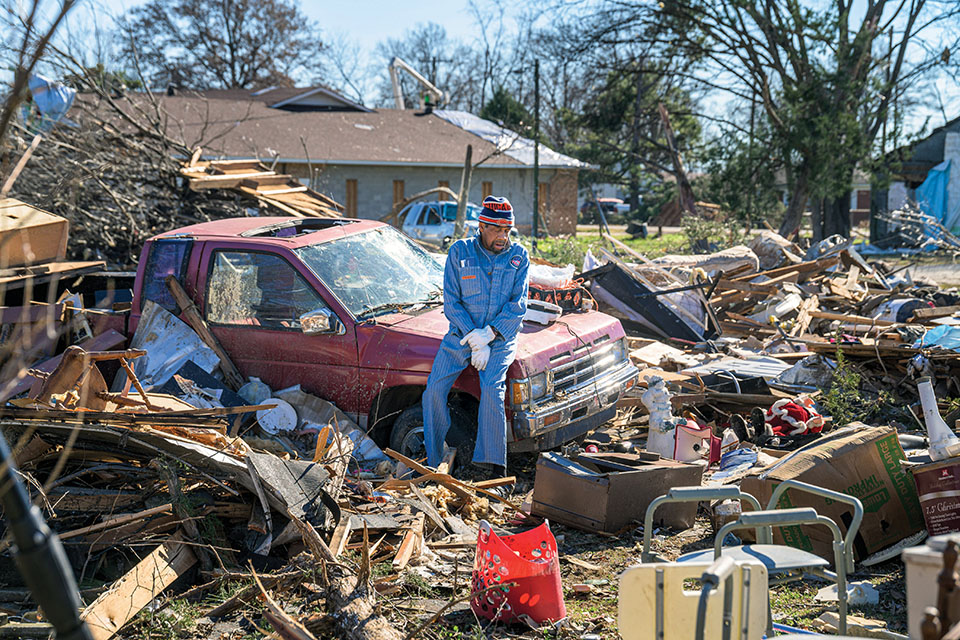 Franklin Graham Encourages Homeowners in Storm-Devastated Mississippi