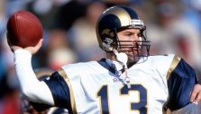 Super Bowl-Winning Quarterback Kurt Warner Gives God Glory at 1999 Crusade