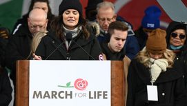 Cissie Graham Lynch Offers Prayer at March for Life