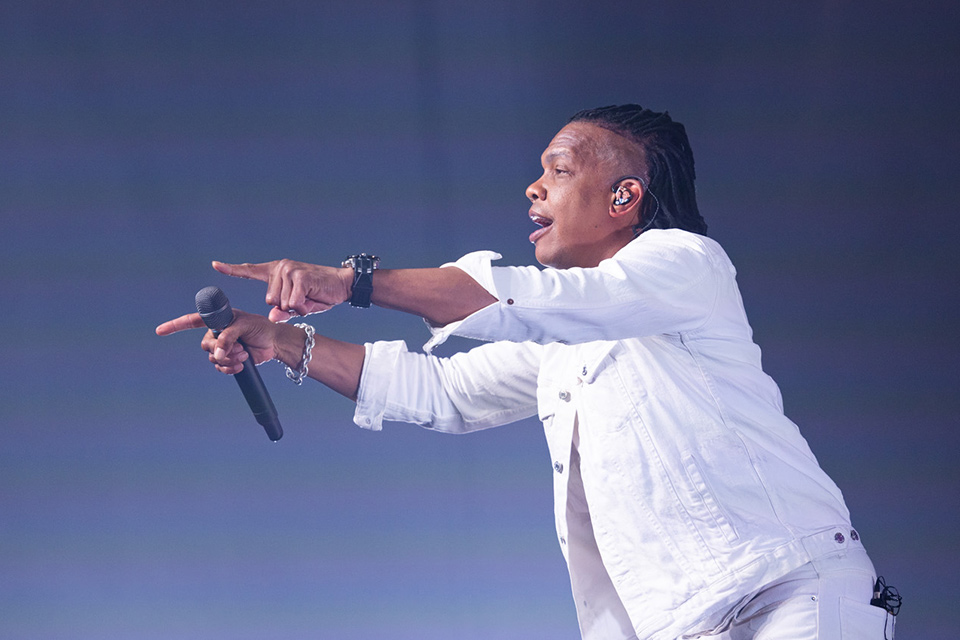 Michael Tait pointing