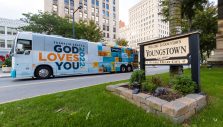 Franklin Graham Is in Ohio for Third Stop of God Loves You Tour