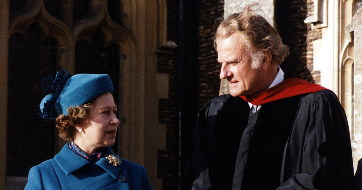 [AUDIO] When Billy Graham Met With Queen Elizabeth II