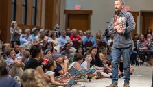 An Afternoon With Kirk Cameron Draws More Than 1,000 to Billy Graham Library