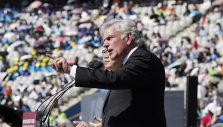 A Return to Seoul: 70,000 Hear Gospel Message From Franklin Graham