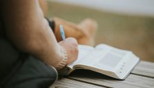 How Can I Memorize Scripture to Encourage Others?
