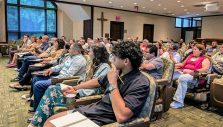 Spanish-Speaking Seminar at The Cove Encourages Families to Radiate God’s Love