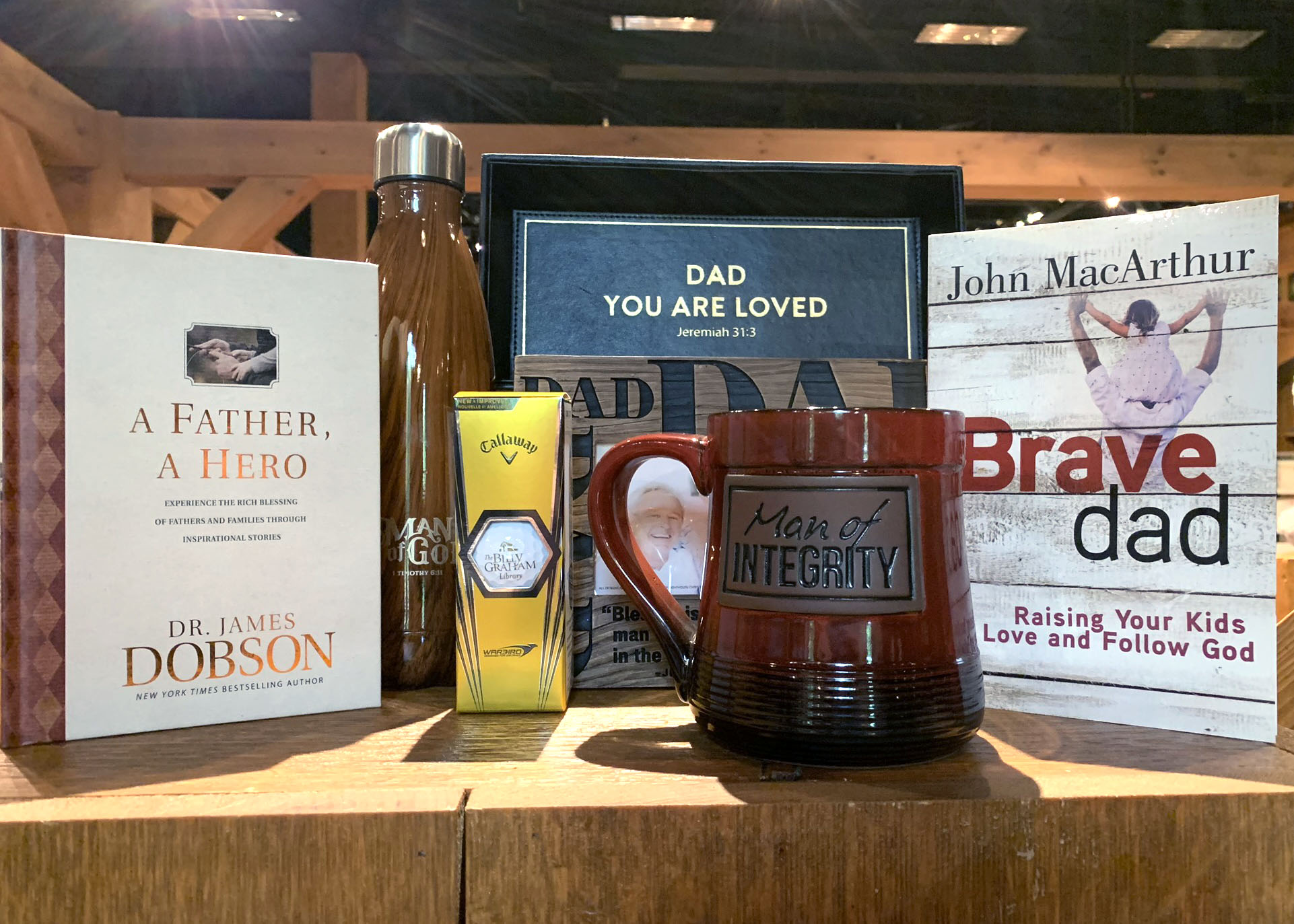 Father's Day Gift Guide - 25  Gifts and Finds