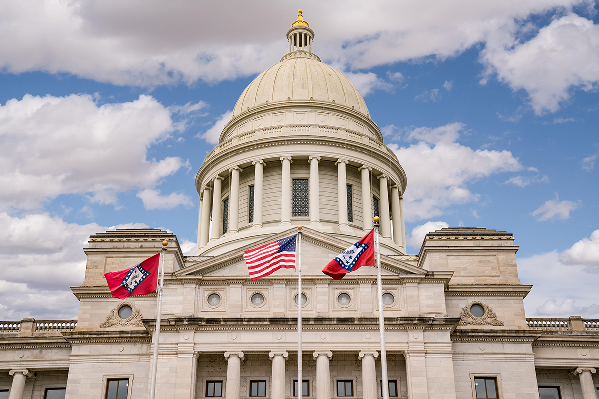 Arkansas Legislators Override Governors Veto Of Transgender Bill