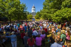 Augusta, Maine: Stop #36—Some 3,200 Maine citizens gathered at the Legislature’s Capitol Park in Augusta on Aug. 23, 2016, as part of the Decision America Tour.