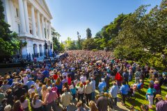 Sacramento, Calif.: Stop #13 – Some 7,500 California residents gathered on the west steps of the Capitol in Sacramento on March 31, 2016, as part of the Decision America Tour.