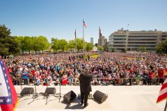 Little Rock, Ark.: Stop #14 – Some 5,100 Arkansas residents gathered on the steps of the Capitol in Little Rock on April 12, 2016 as part of the Decision America Tour.