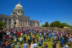 Little Rock, Ark.: Stop #14 – Some 5,100 Arkansas residents gathered on the steps of the Capitol in Little Rock on April 12, 2016 as part of the Decision America Tour.