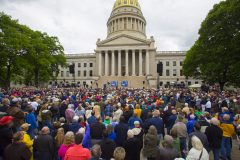 Charleston, W. Va.: Stop #22 – Some 4,200 West Virginians gathered at the Lincoln Plaza in Charleston on May 5, 2016, as part of the Decision America Tour.