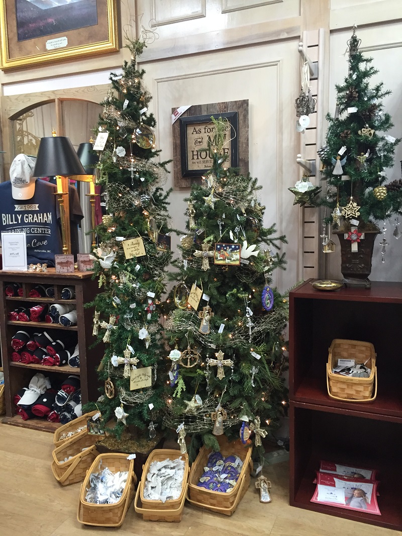Christmas in the bookstore Sept 9 2016 sm