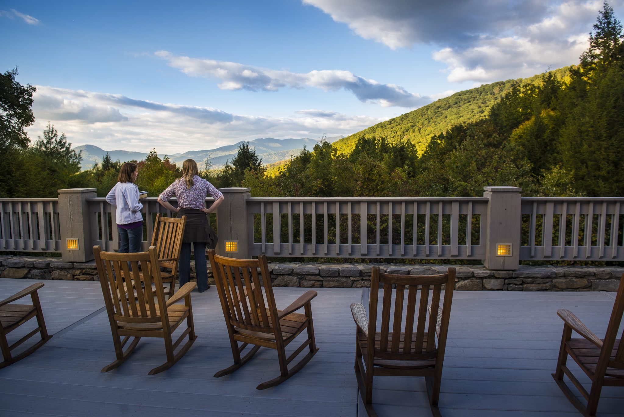 The Cove cam is Back! Billy Graham Training Center at the Cove